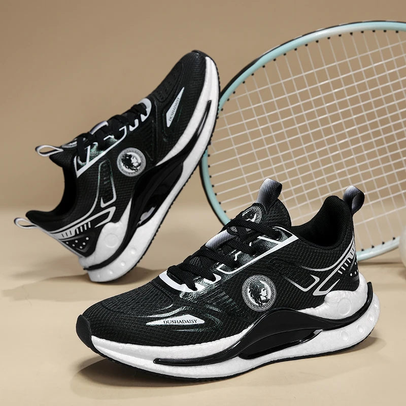 Fashion casual sports shoes, featuring comfortable foot feel, shock absorption and cushioning, breathable and non-stuffy, anti-s